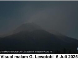 Gunungapi Lewotobi Laki-Laki Erupsi Hebat, Dua Bandara Ditutup Sementara