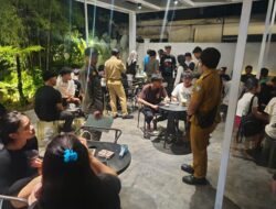 Tim Gabungan Jaring 66 Anak di Pontianak Barat Saat Sosialisasi Perwa Pembatasan Jam Malam