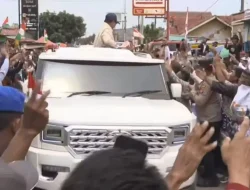 Presiden Prabowo Hadiri Panen Raya Karawang, Umumkan Percepatan Swasembada Pangan