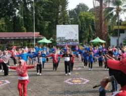 Gadget Bisa Ganggu Kehangatan Keluarga, Psikolog Ingatkan Pentingnya Interaksi Langsung