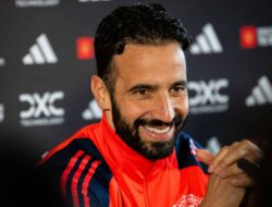 Manchester United Kalah Tipis dari Arsenal, Ruben Amorim: “Saya Sangat Bangga dengan Para Pemain”